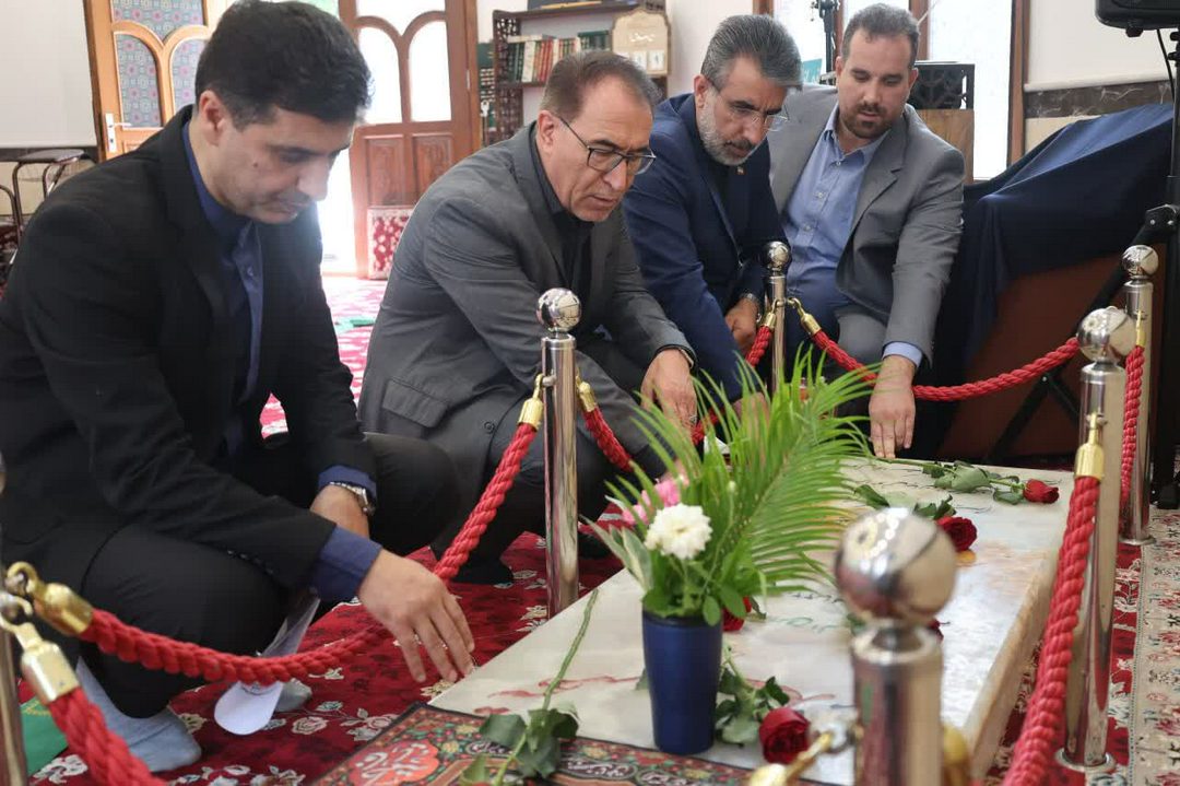 چهار نعل: سفر رئیس فدراسیون سوارکاری به استان مازندران/ادای احترام به مقام شامخ شهدا پیش از آغاز مجمع
