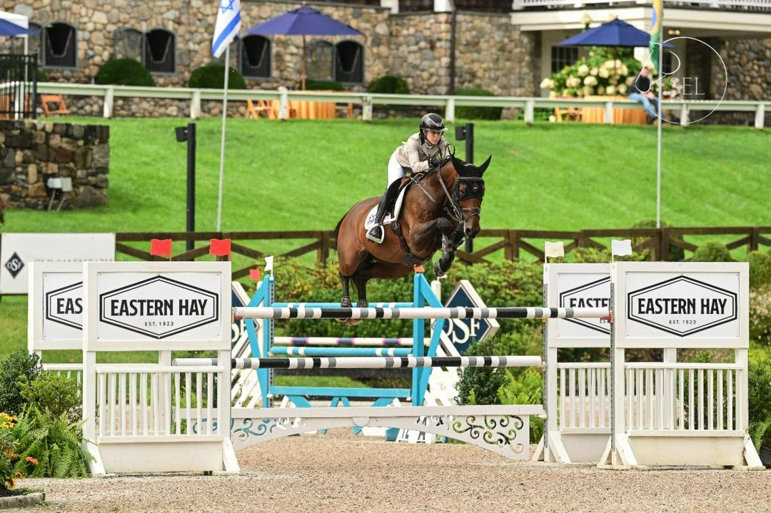 چهار نعل: نیکولت هیرت‌اسلید قهرمان جام بلو دایموند CSI4* شد