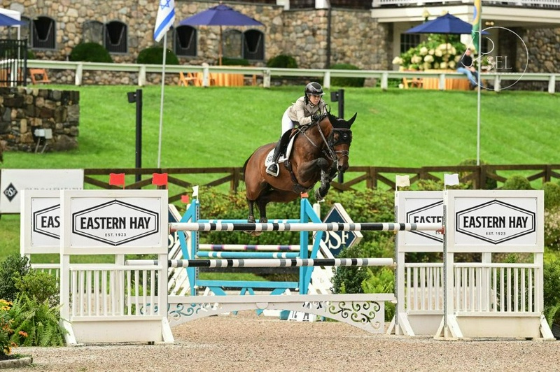 نیکولت هیرت‌اسلید قهرمان جام بلو دایموند CSI4* شد