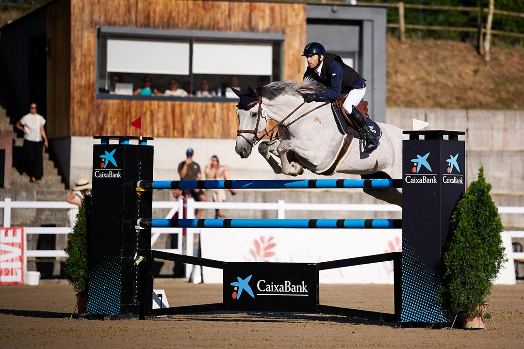 چهار نعل: ریکاردو گیل سانتوس و گتسبی دایموند در مسابقات CaixaBank Trophy CSI 3* به پیروزی رسیدند